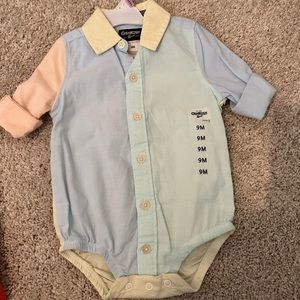 Carters 9mo button up. Never worn